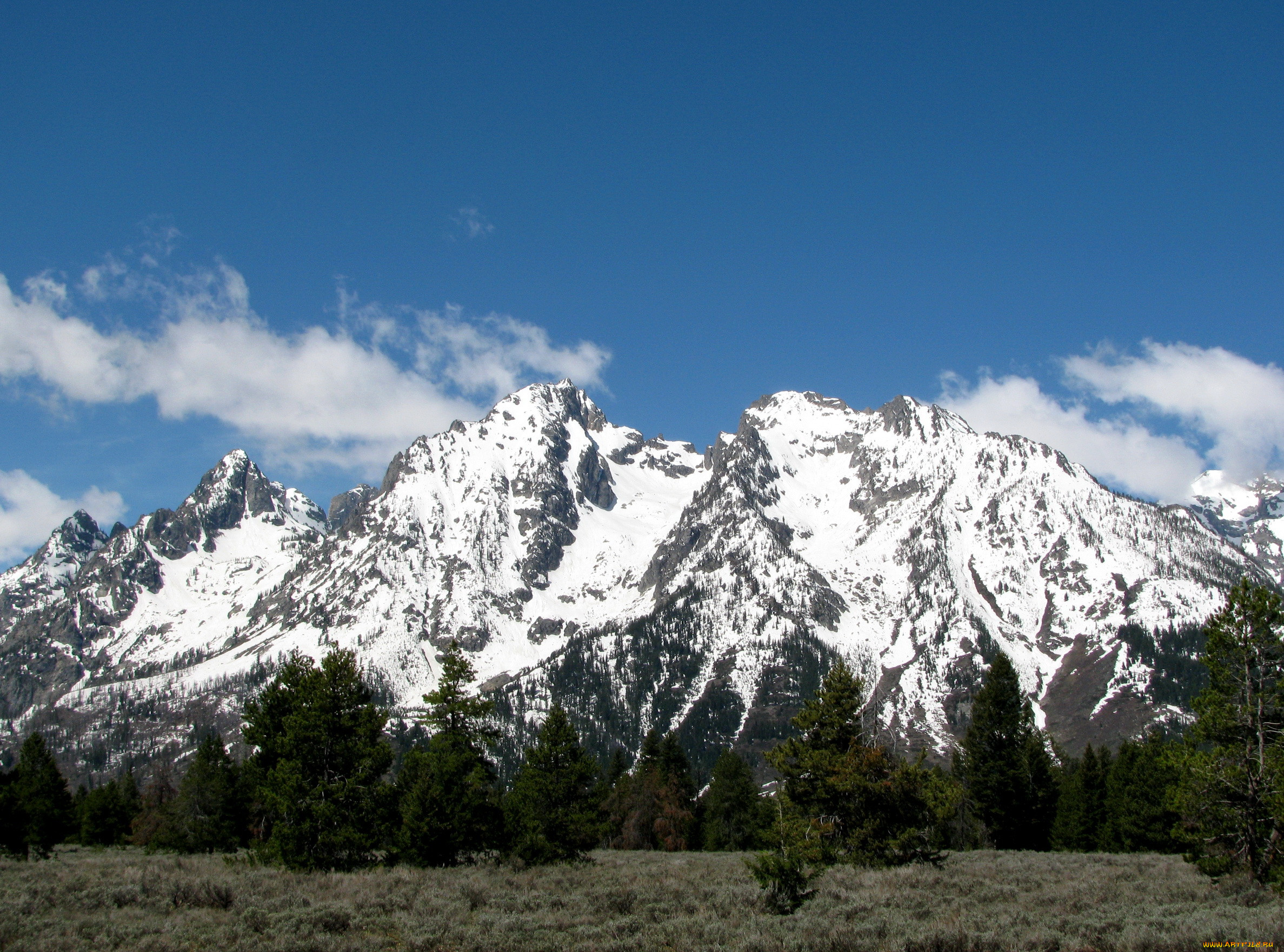 Wyoming mountains. Гора Гранд Титон. Фото горы Титон. Вайоминг. Вайоминг природа.